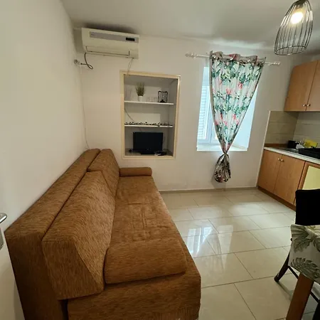 Apartmani Luciano Novalja Exterior photo