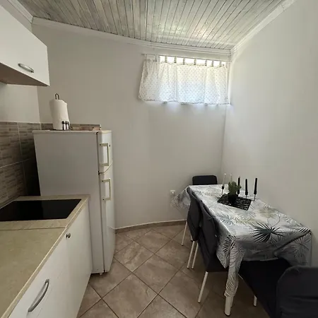 Apartmani Luciano Novalja Exterior photo