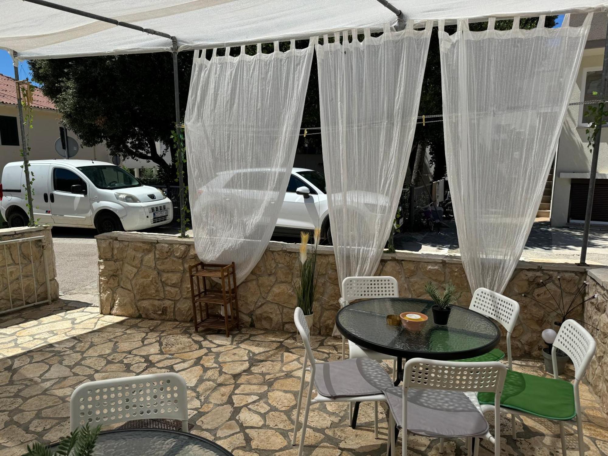 Luciano Apartment